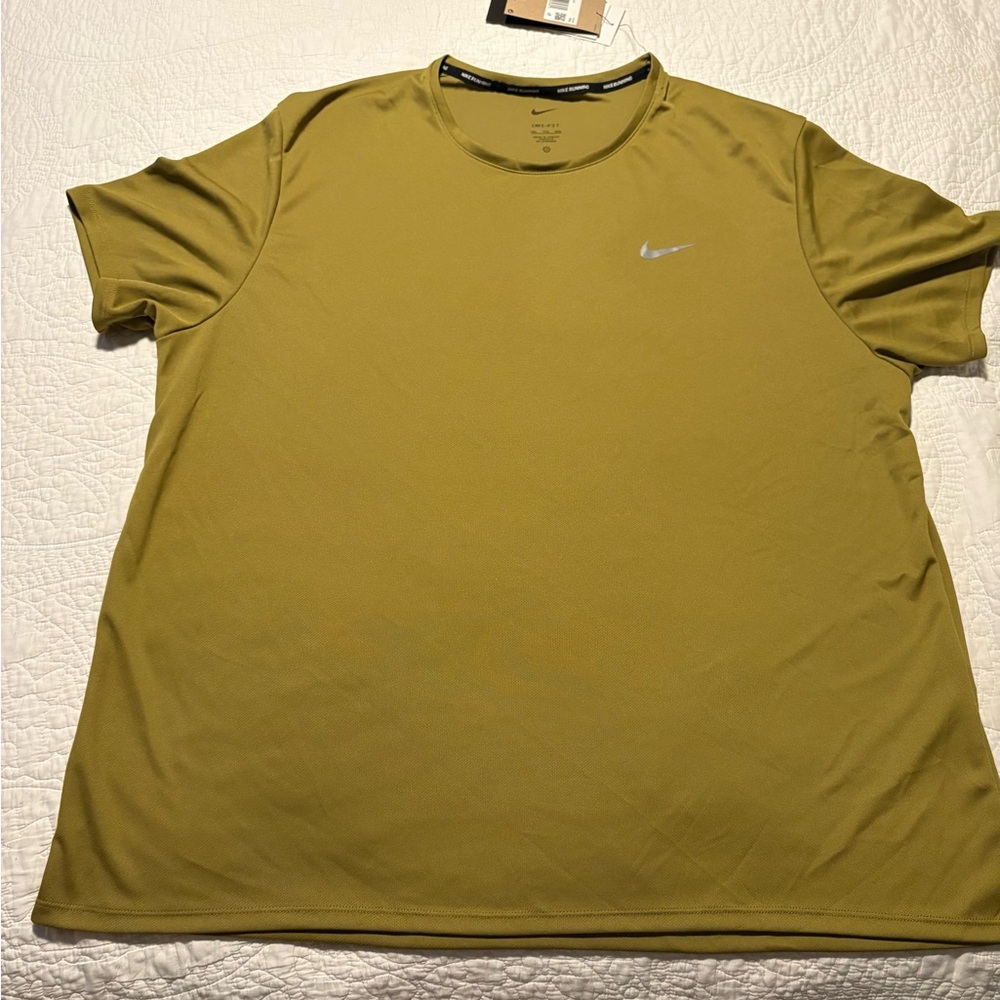 NWT Mens Nike Running Dri Fit  Short Sleeve Tee size XXL